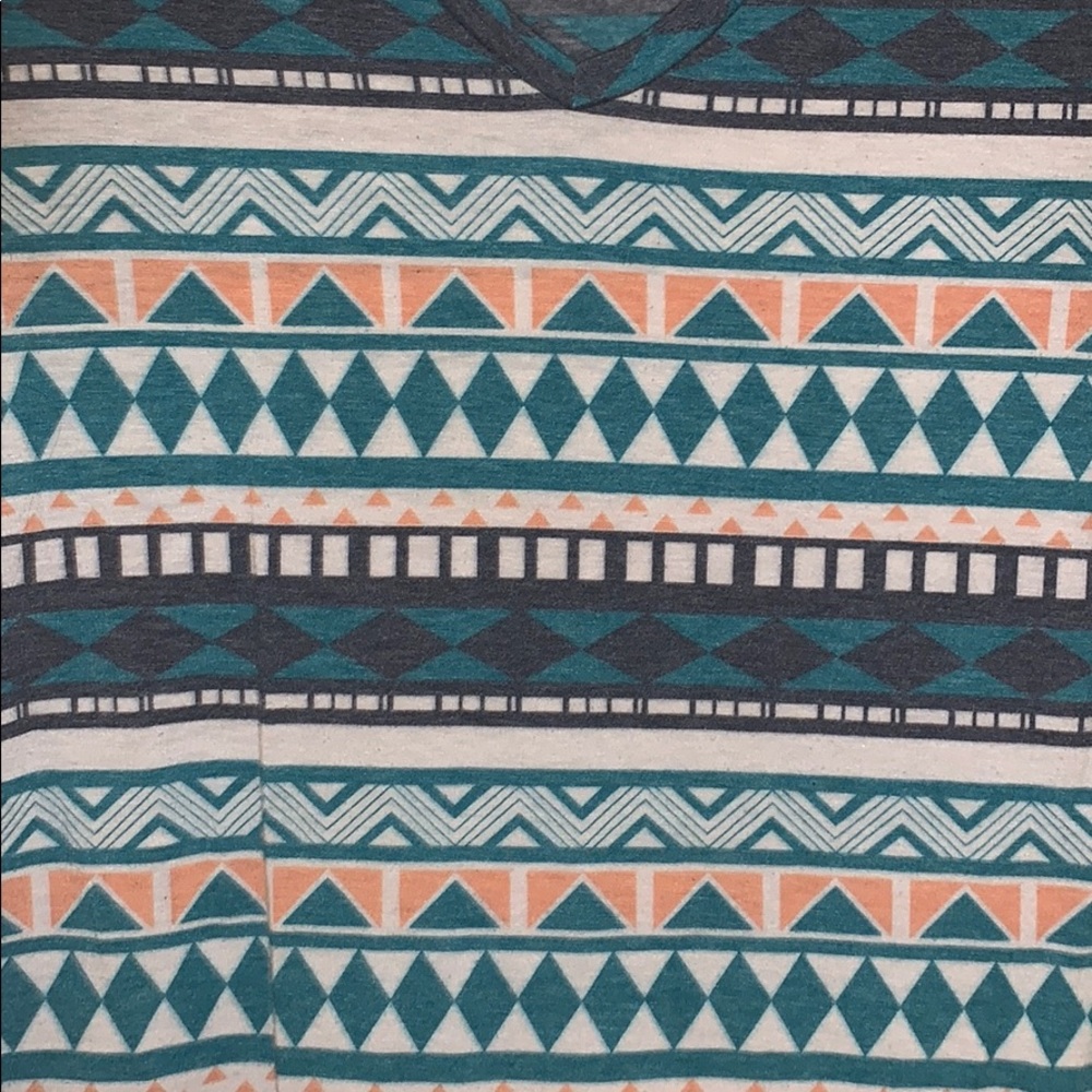 Aztec Tee - Picture 2 of 3